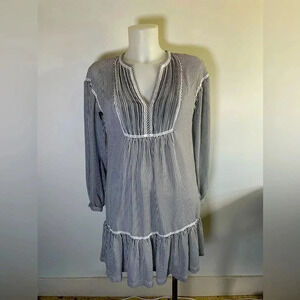 Banana Republic Swing Dress Striped Lace V Neck Black White XS‎ Like New 0193